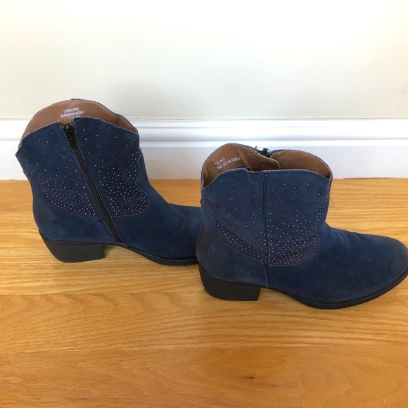 Born Shoes - Born BOC Blue Suede Western Short Boots with Studs - Low Mid Heel (11)